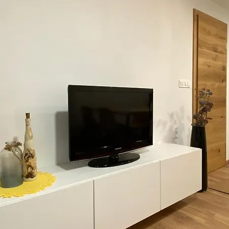 Lejlighed Apartma Lupis