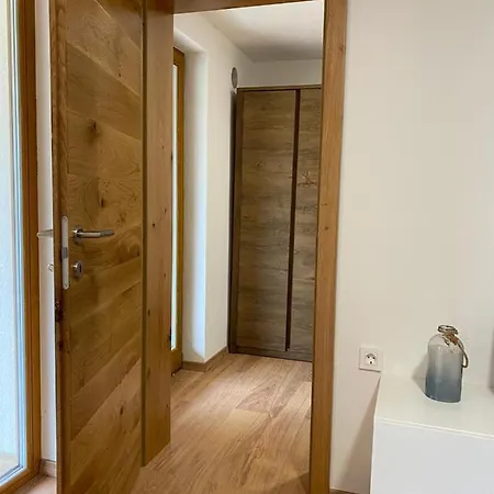 Apartma Lupis Podvolovljek